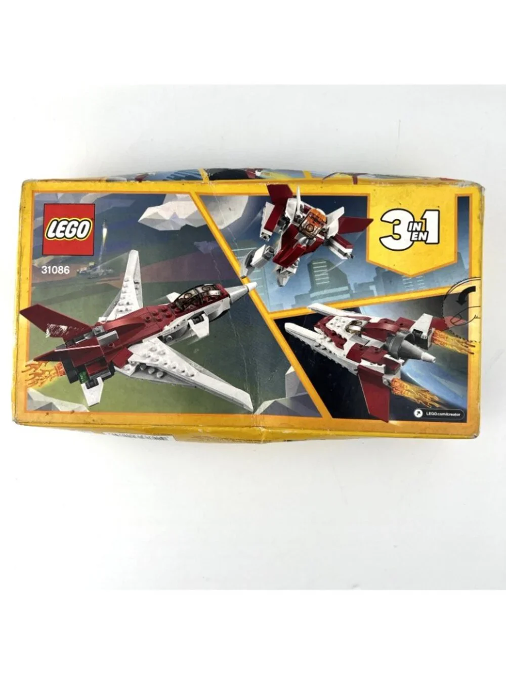 LEGO 31086 Futuristic Flyer 3 in 1 Creator 157 Pieces Sealed *Damaged Box*